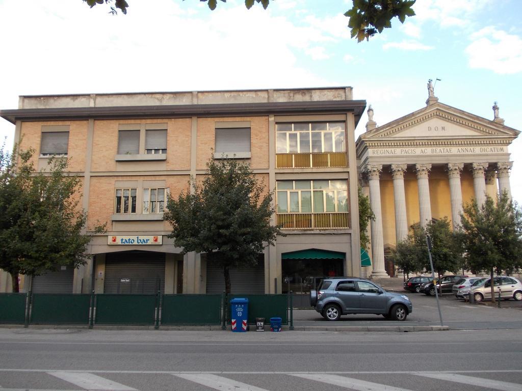 Travellers Lodge Bed & Rooms Treviso Esterno foto